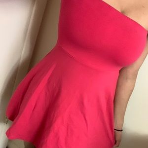 Strapless express dress